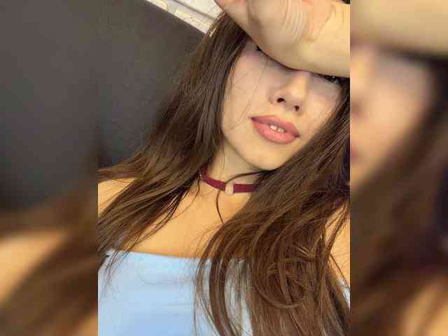 Jade8887 webcam