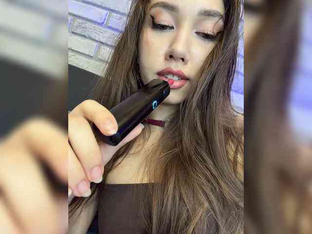 Jade8887 webcam