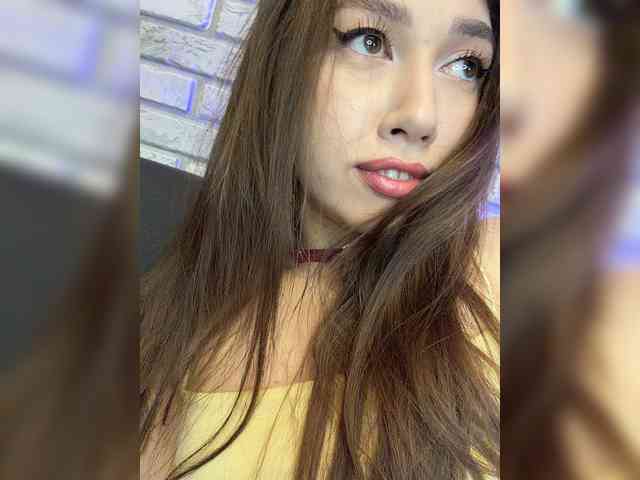 Jade8887 webcam