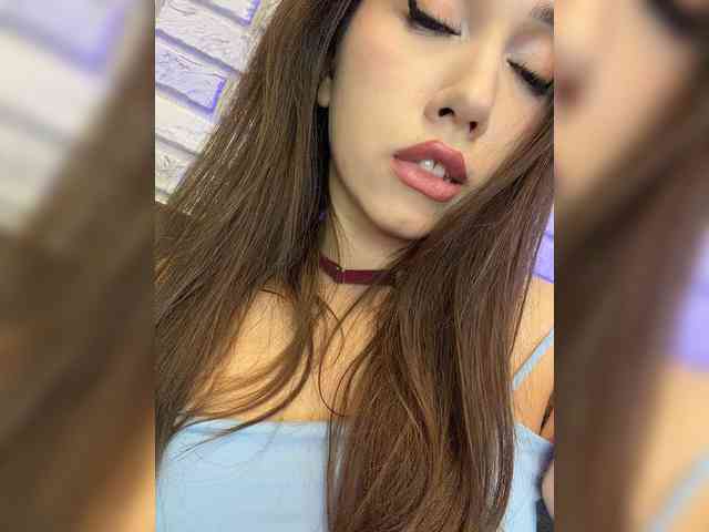 Jade8887 webcam