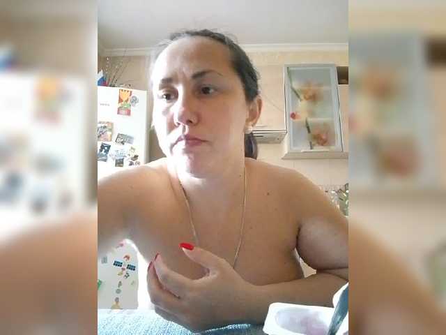 KONFETKAA-1 live cam on BongaCams
