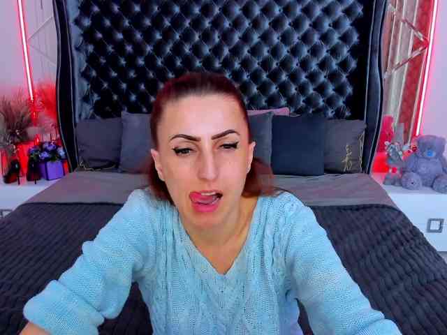 RebecaDiamond webcam