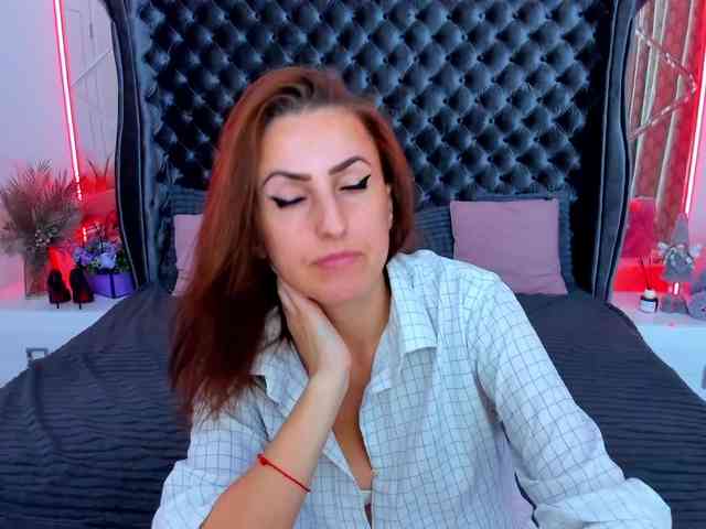 RebecaDiamond webcam