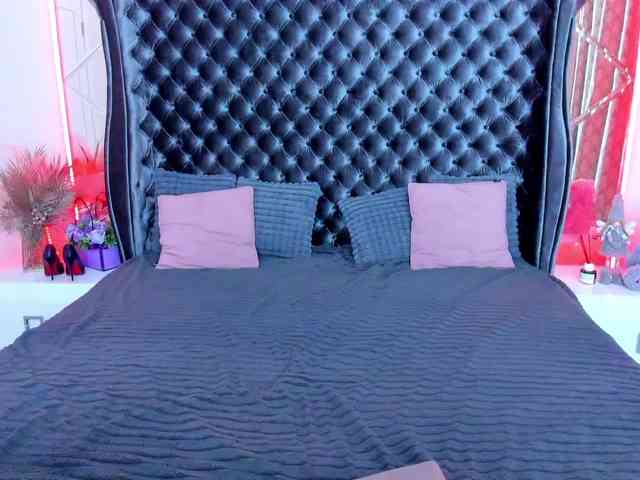RebecaDiamond webcam