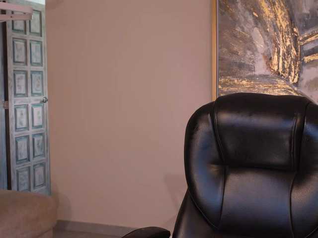 AbellaCroft live webcam show