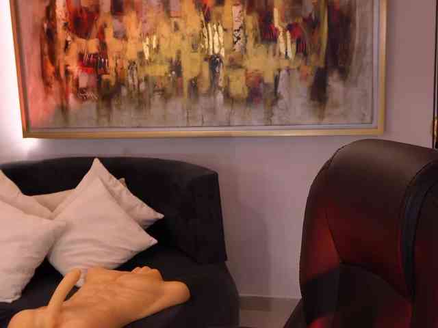 AbellaCroft Live Webcam on BongaCams