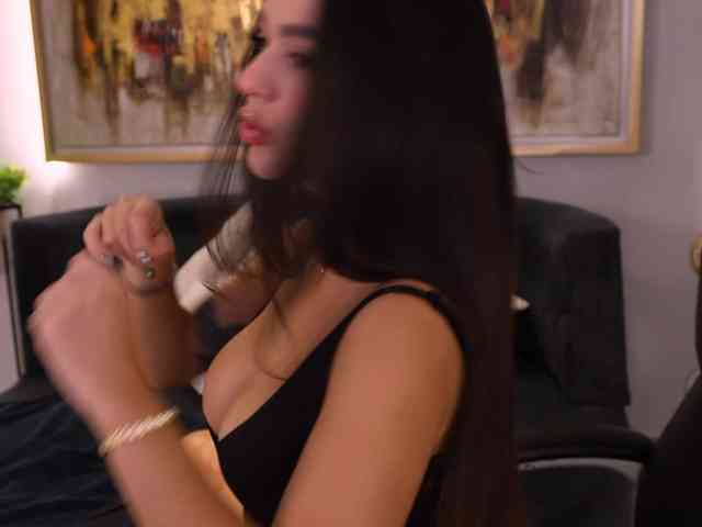 AbellaCroft Live Webcam on BongaCams