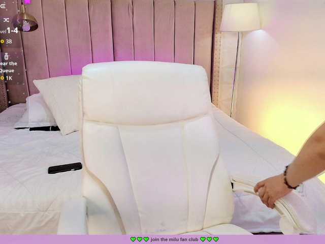 milu-beluci live cam on BongaCams