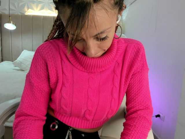 milu-beluci live webcam show