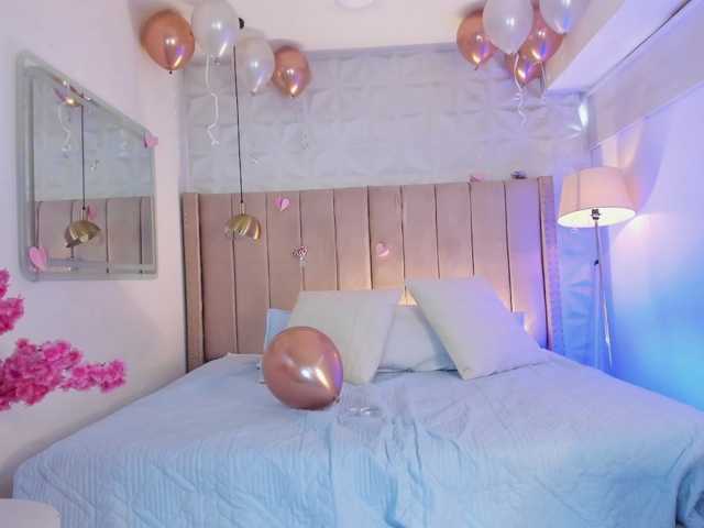 milu-beluci live cam on BongaCams