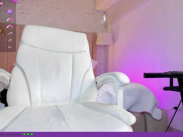 milu-beluci live cam on BongaCams