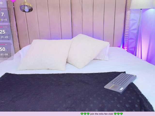 milu-beluci live cam on BongaCams