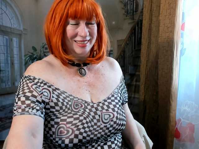LuckySveta live cam