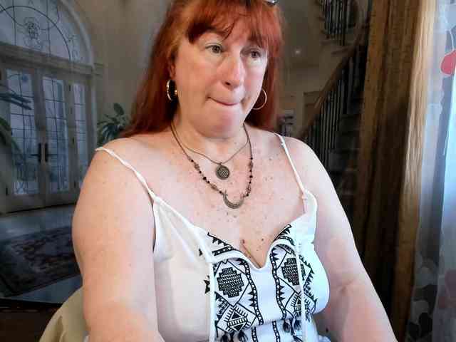 LuckySveta webcam