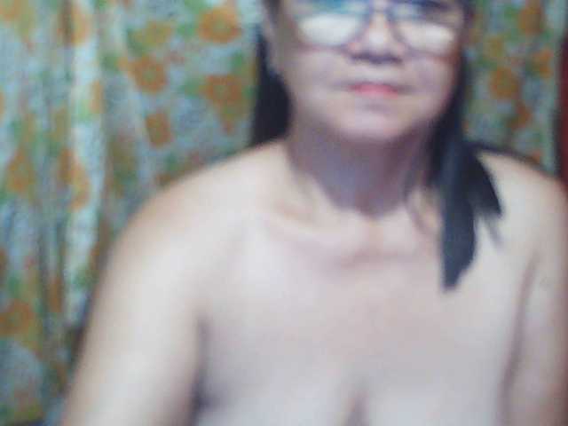 sexxyicee69's BongaCams show and profile