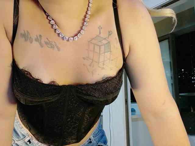 KendallCurkov Sex Cam Show