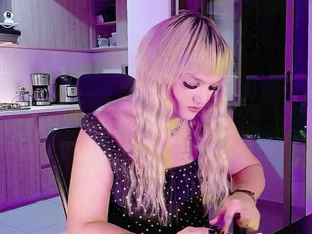 KendallCurkov Live Webcam on BongaCams