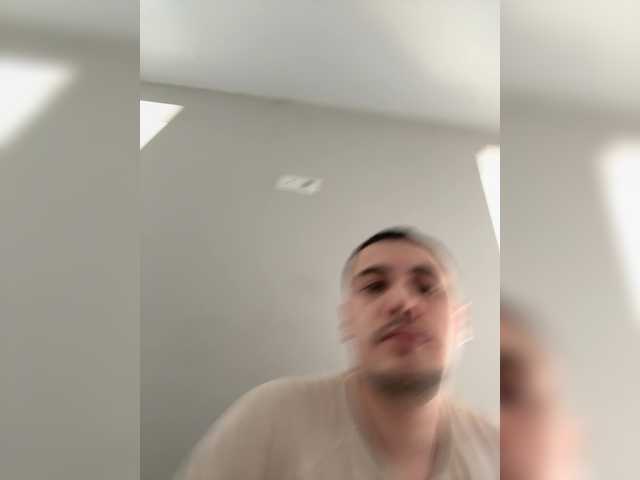 Dream022's BongaCams show and profile