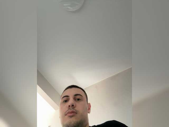 Dream022 live cam on BongaCams