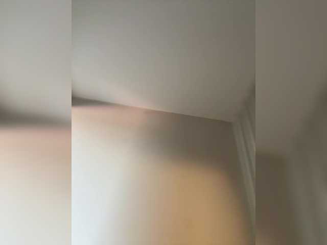 Dream022 live cam on BongaCams