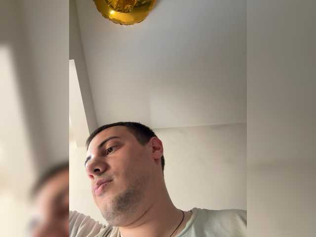 Dream022 live cam on BongaCams