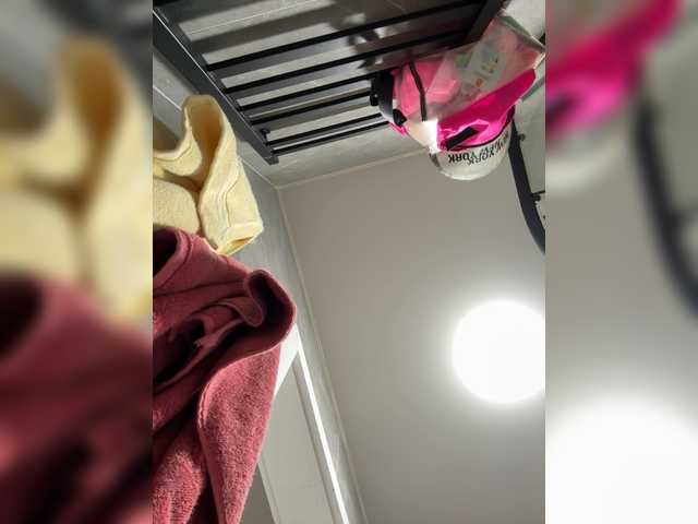 Dream022 live cam on BongaCams