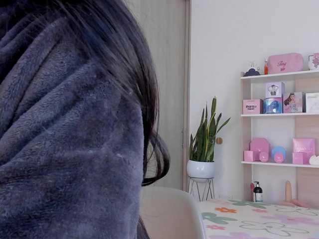 TinyRouse live cam on BongaCams