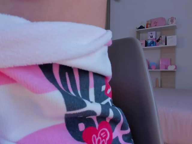 TinyRouse live cam on BongaCams