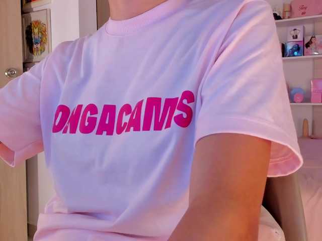 TinyRouse live cam on BongaCams
