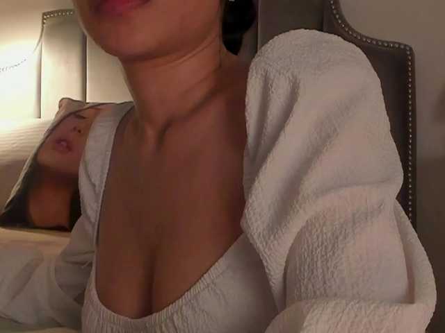 TinyRouse's BongaCams show and profile