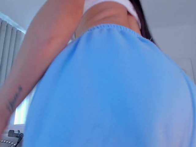 TinyRouse's BongaCams show and profile