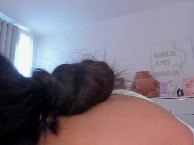 TinyRouse's BongaCams show and profile