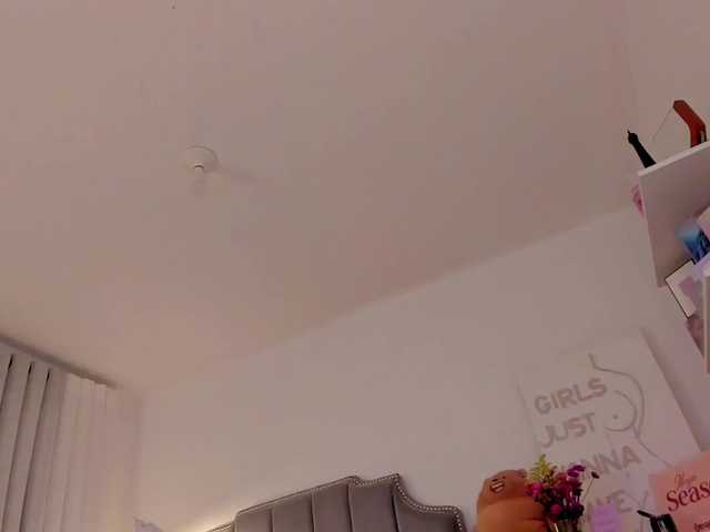 TinyRouse's BongaCams show and profile