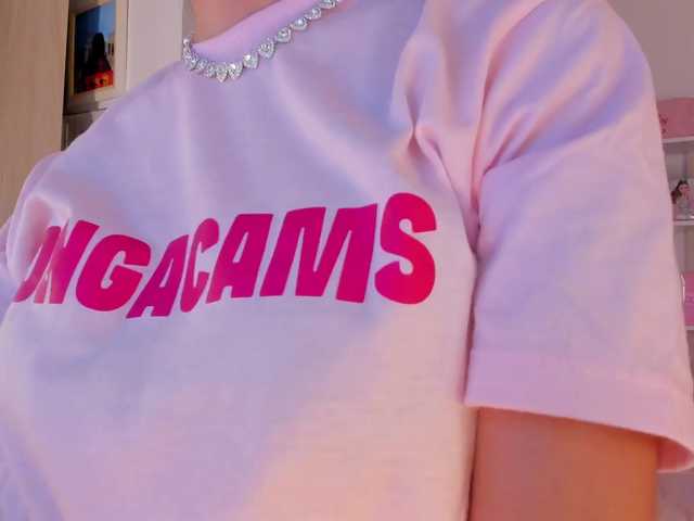 TinyRouse live cam on BongaCams