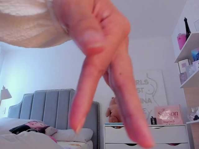 TinyRouse's BongaCams show and profile