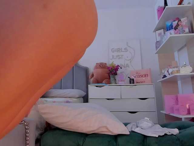 TinyRouse's BongaCams show and profile