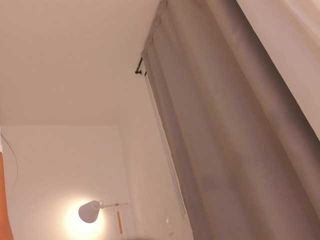 Tinny111 live webcam show