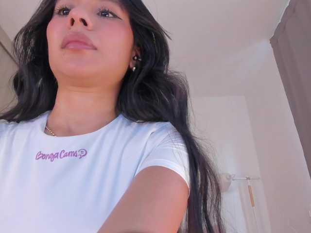 Tinny111 live webcam show