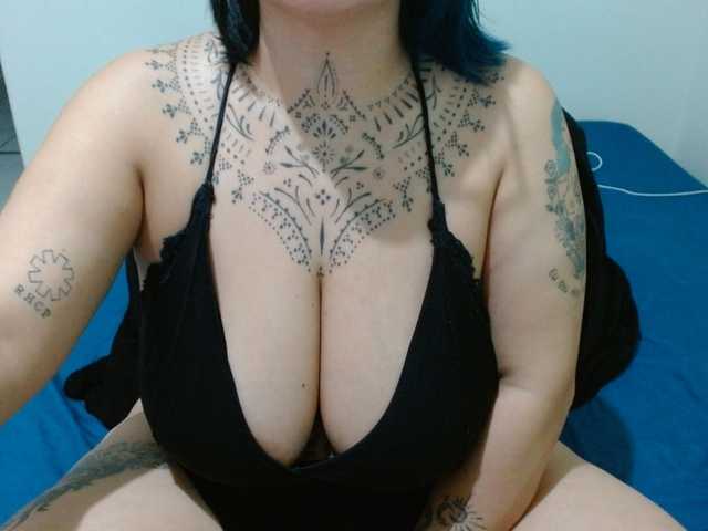 Lilithfire live cam on BongaCams