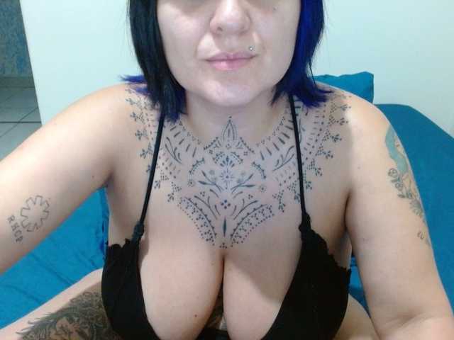 Lilithfire's BongaCams show and profile