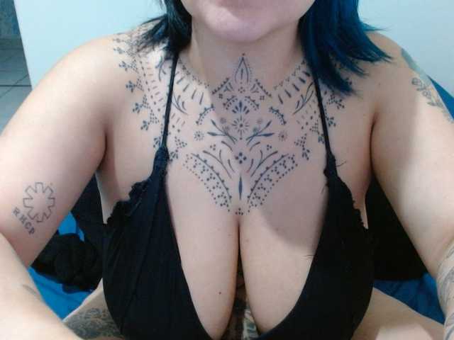 Lilithfire live cam on BongaCams