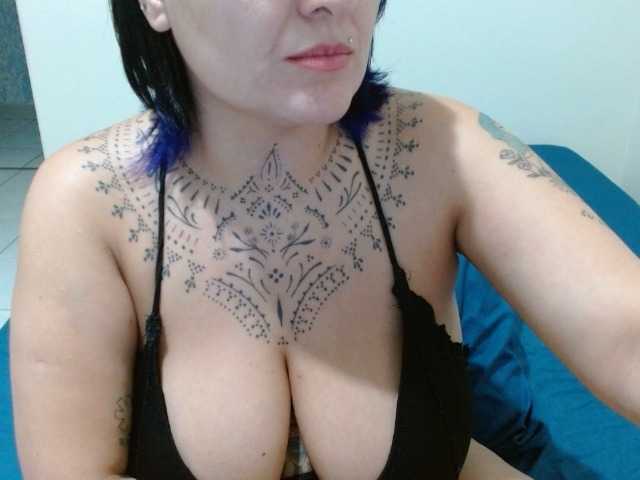 Lilithfire's BongaCams show and profile