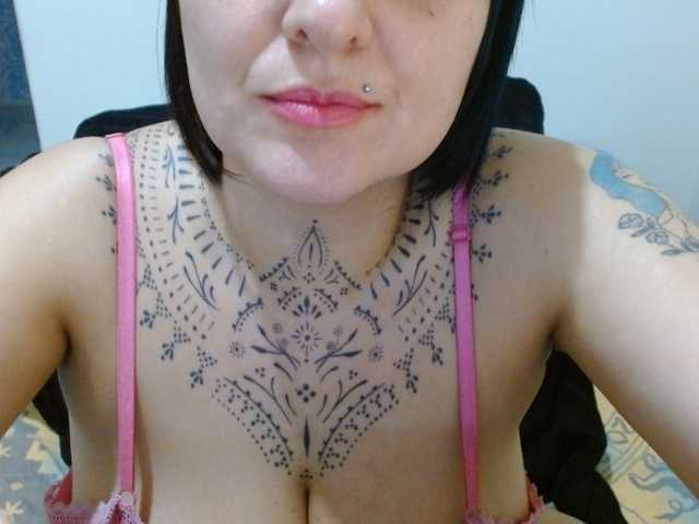 Lilithfire live webcam show