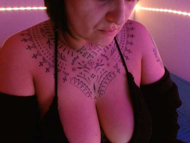 Lilithfire live cam on BongaCams