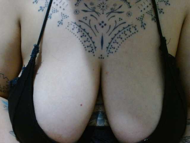 Lilithfire live webcam show