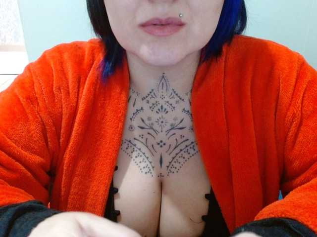 Lilithfire live cam on BongaCams