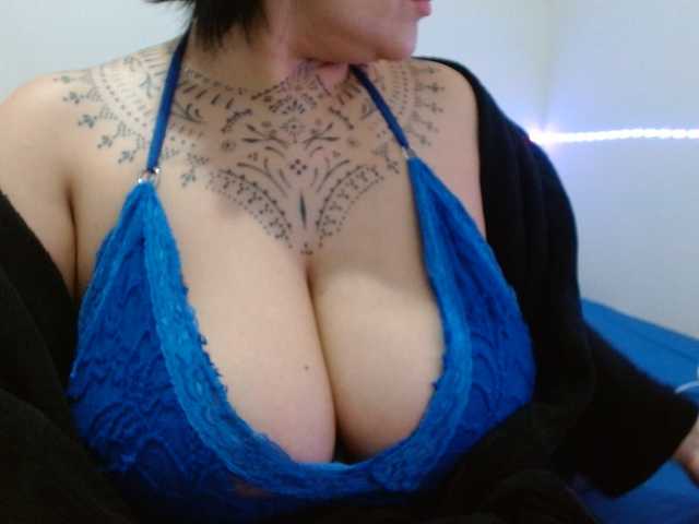 Lilithfire live cam on BongaCams