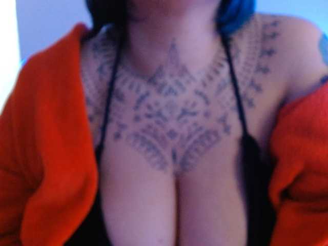 Lilithfire live cam on BongaCams