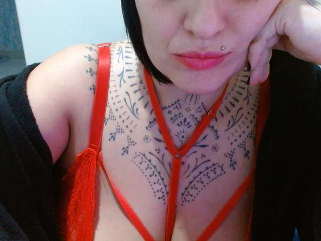 Lilithfire live webcam show