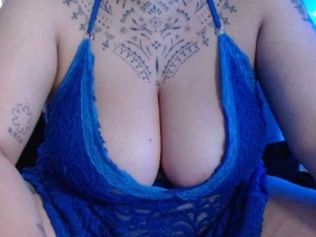 Lilithfire live cam on BongaCams